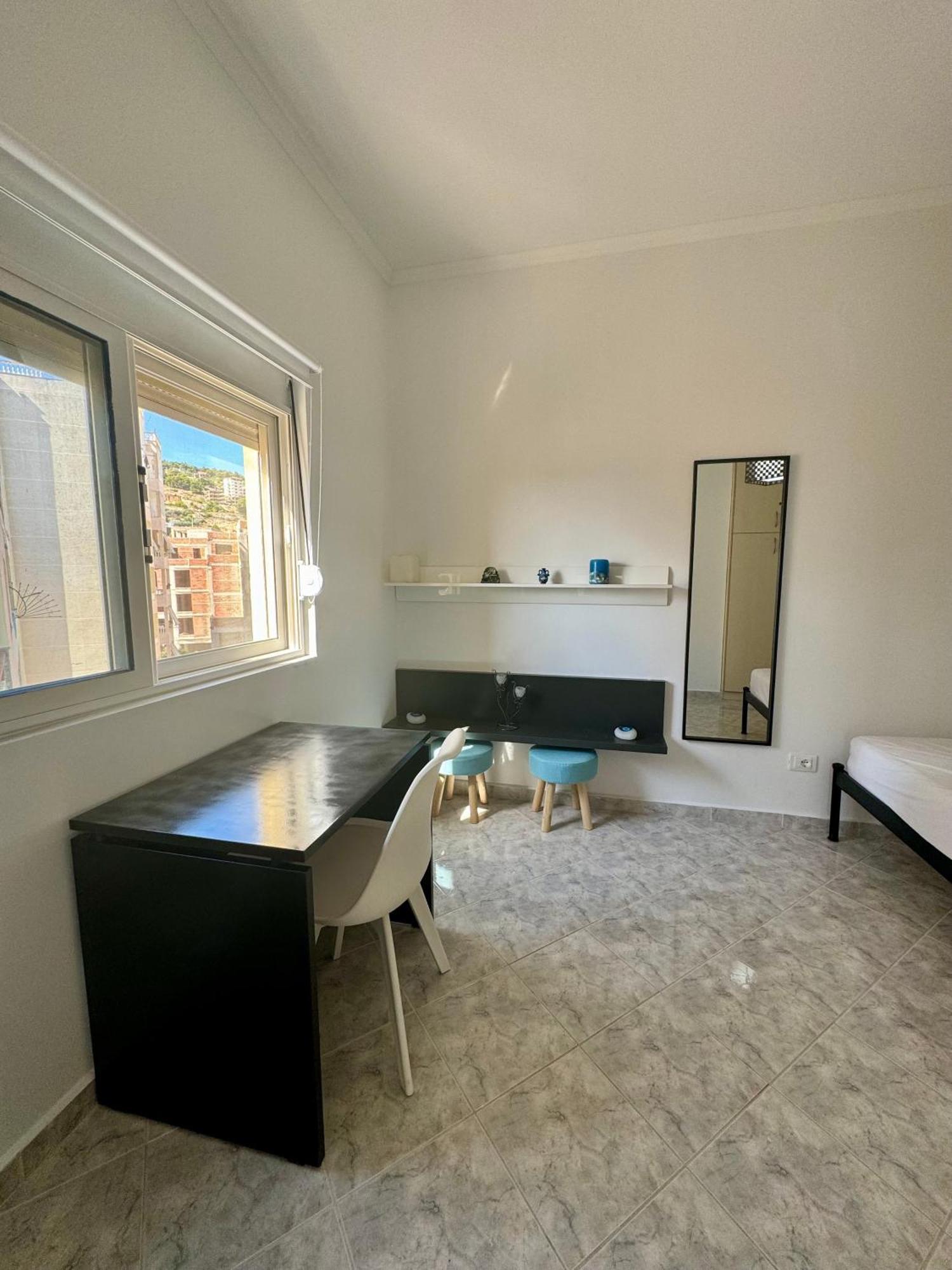 Comfy Blue Sarande Apartment Екстериор снимка