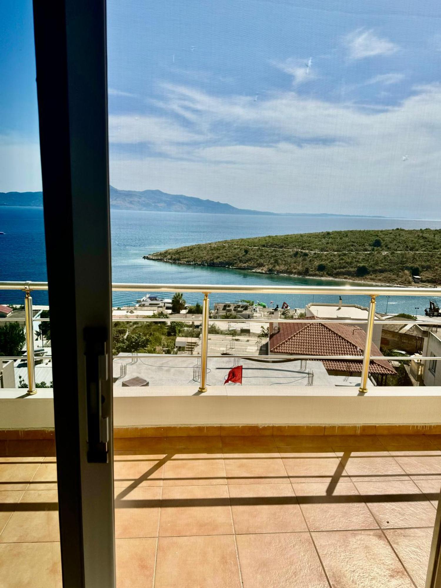 Comfy Blue Sarande Apartment Екстериор снимка